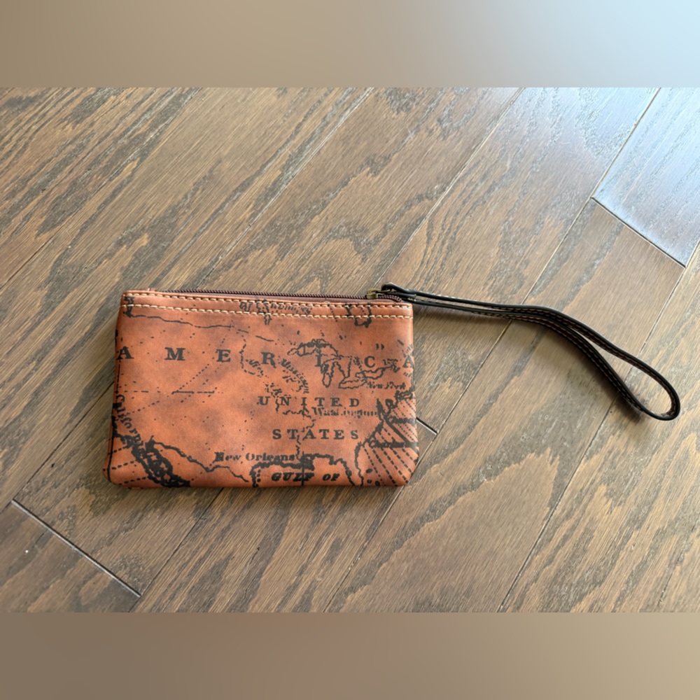 Born Concept BOC Brown Wallet Wristlet MAP Vegan Leather Zipper purse small